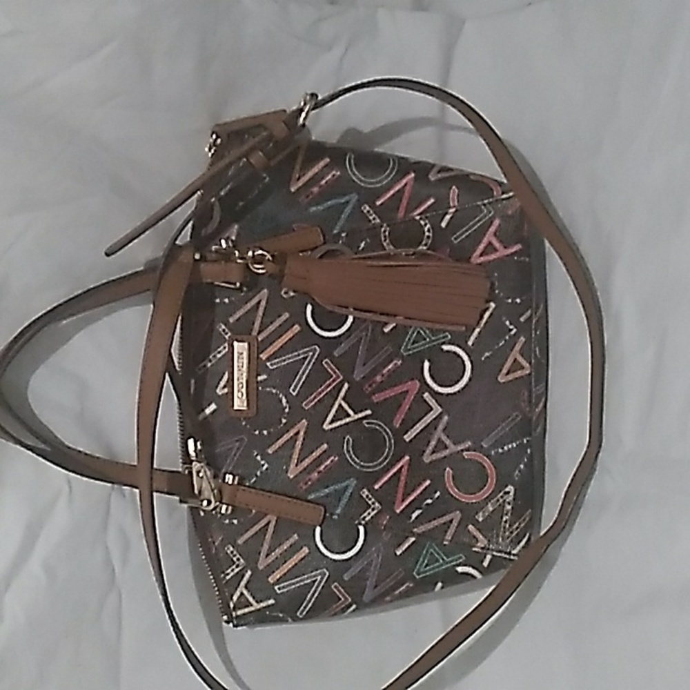 Calvin Klein Bag with Dark Background and Monogram Print (L1) - Picture 2 of 14